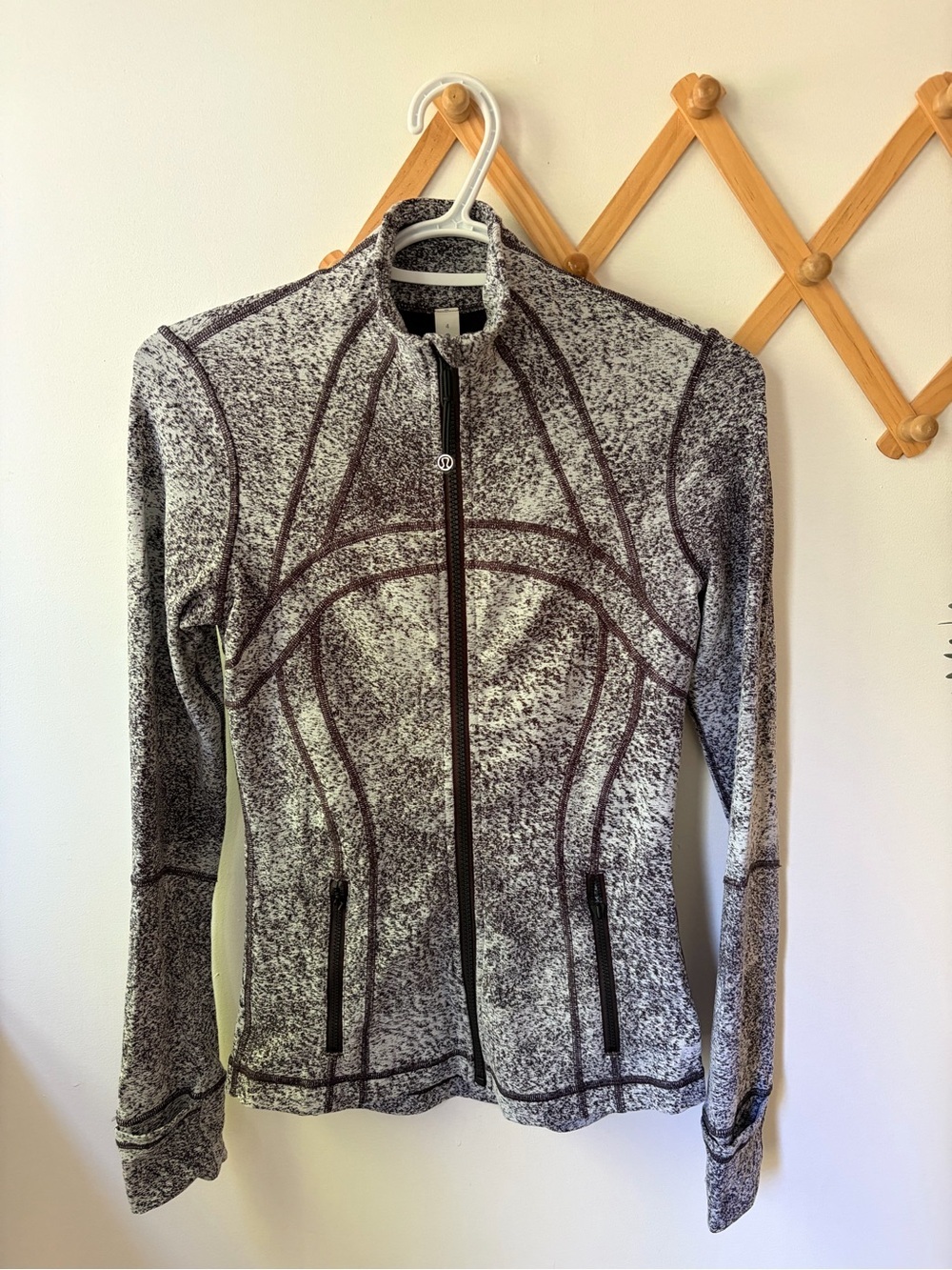 Lululemon Define Jacket - Picture 2 of 5